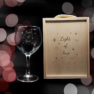 Kit de 1 Copa de Gintonic Grabada con estuche de madera personalizado - Modelo Light of Love 1