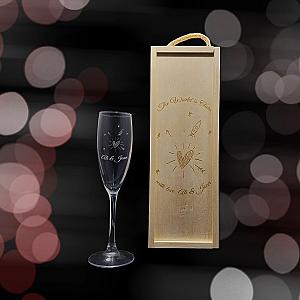 Kit de 1 Copa de cava grabada con estuche de madera personalizado - Modelo Corazón Estelar 1
