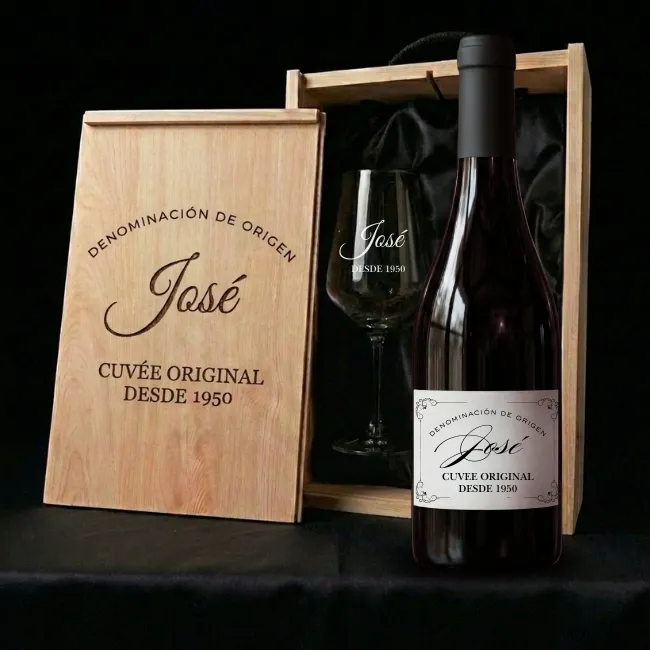 Kit DO Padre Cuvée Original caja, botella de vino tino y copa personalizada.  - Imagen 2 - Vinos personalizados