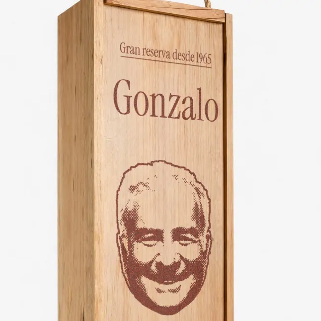 Kit vino personalizado para firmar Jubileta Hot. - Imagen 3 - Vinos personalizados