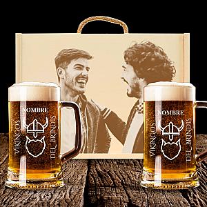 2 Jarras de Cerveza y Caja Personalizadas – Modelo Vikingos con Grabado Individual 1