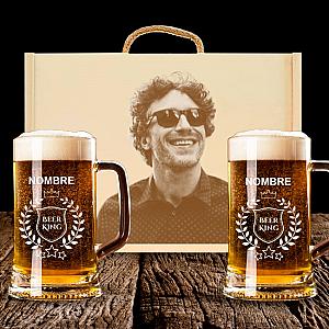 2 Jarras de Cerveza y Caja Personalizadas – Modelo Beer King con Grabado Individual 1
