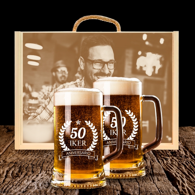 2 Jarras de Cerveza y Caja Personalizadas – Modelo Aniversario con Grabado Individual - Vista alternativa