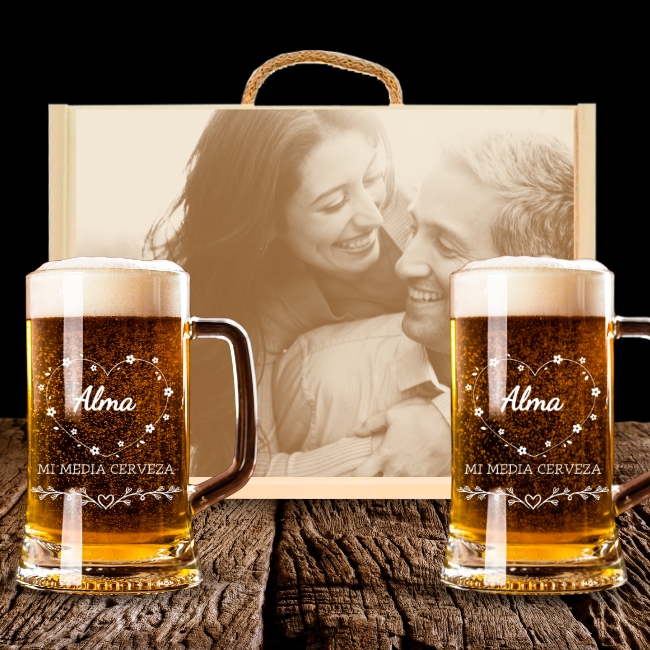 2 Jarras de Cerveza y Caja Personalizadas – Modelo Mi Media.. Cerveza con Grabado Individual - Vino personalizado