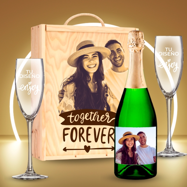 Kit de Espumoso Reserva personalizado con Caja y 2 Copas Cava - Vino personalizado